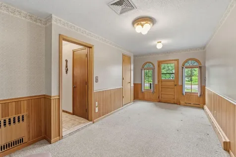 719 Park Avenue Hamburg MN 55339