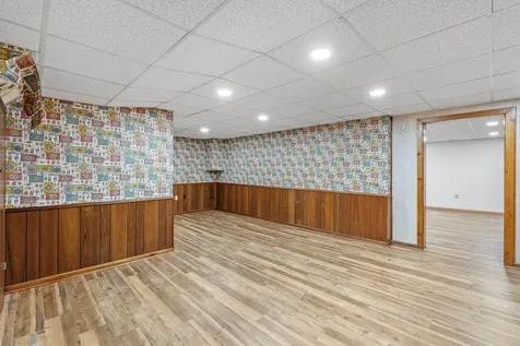 719 Park Avenue Hamburg MN 55339