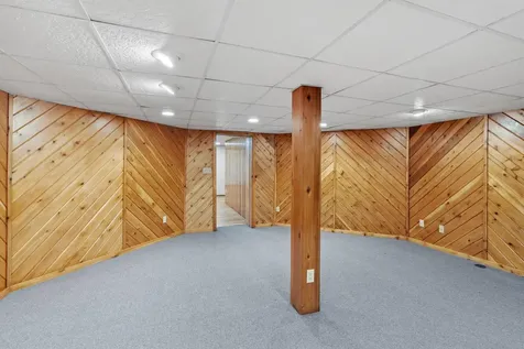 719 Park Avenue Hamburg MN 55339