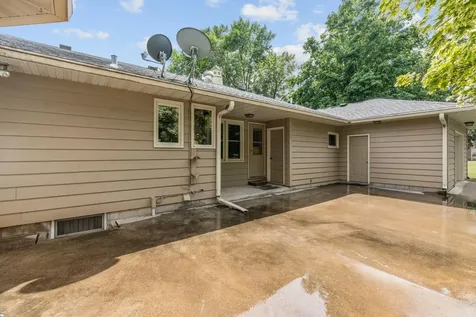 719 Park Avenue Hamburg MN 55339