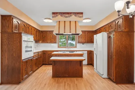 1350 Co Road 92 Maple Plain MN 55359