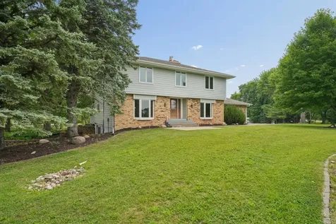 1350 Co Road 92 Maple Plain MN 55359