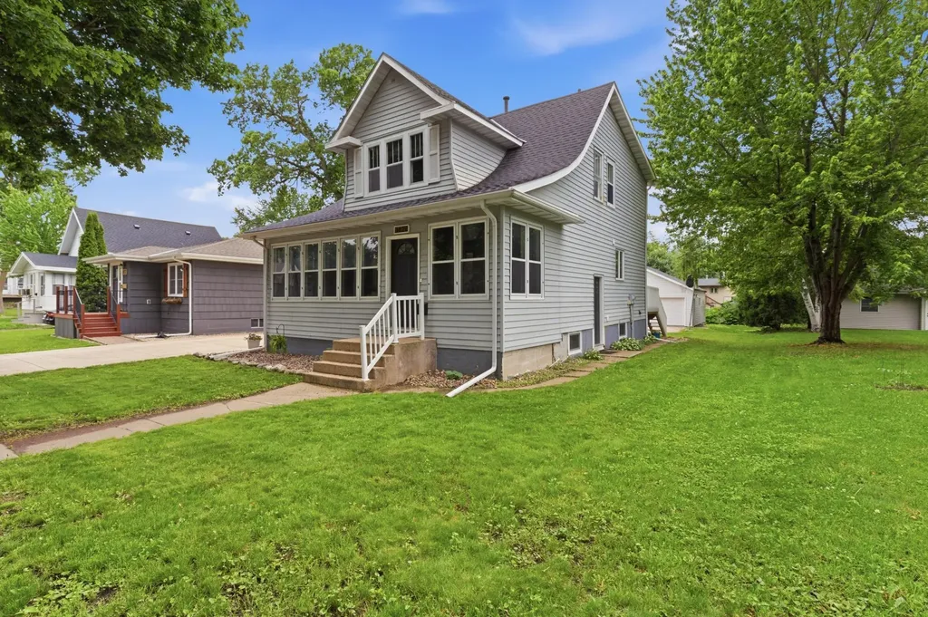 1020 5th Street SW Willmar MN 56201