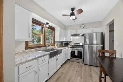 2214 2nd Avenue SW Rochester MN 55902