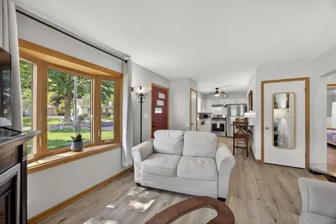 2214 2nd Avenue SW Rochester MN 55902