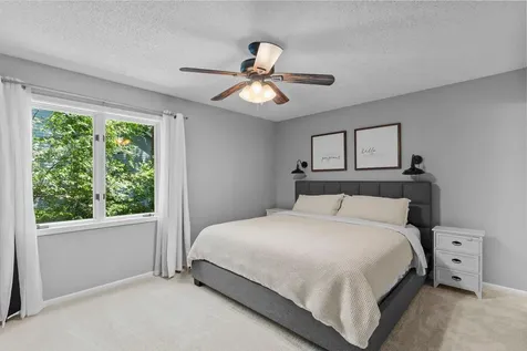 899 Park Knoll Drive Eagan MN 55123