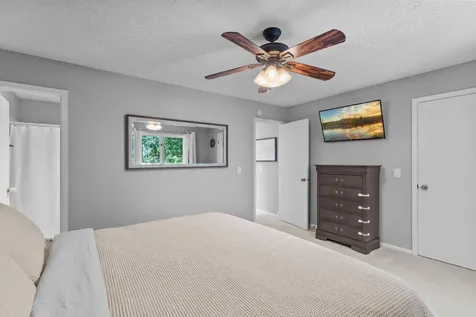 899 Park Knoll Drive Eagan MN 55123
