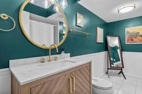 899 Park Knoll Drive Eagan MN 55123