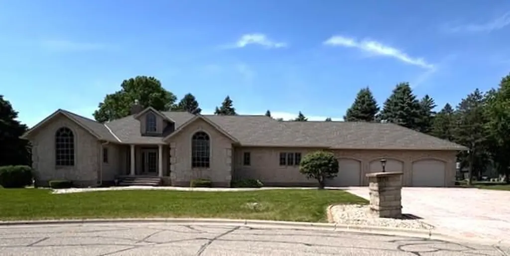 103 S 20th Street Montevideo MN 56265