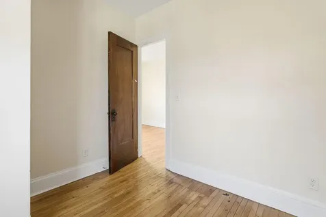 214 E 19th Street Minneapolis MN 55403