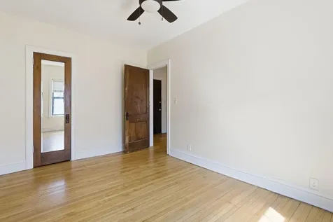 214 E 19th Street Minneapolis MN 55403