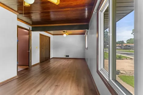 2515 Hillview Road Mounds View MN 55112