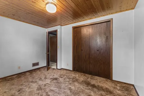 2515 Hillview Road Mounds View MN 55112