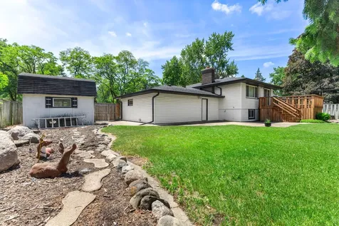 2515 Hillview Road Mounds View MN 55112