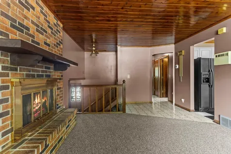 2515 Hillview Road Mounds View MN 55112