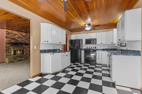 2515 Hillview Road Mounds View MN 55112