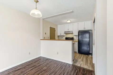 8642 S Maplebrook Circle Brooklyn Park MN 55445