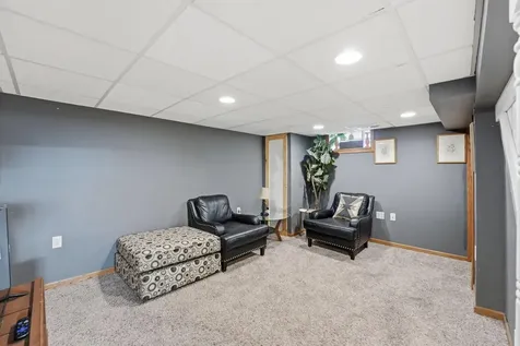 2020 7th Street SW Willmar MN 56201