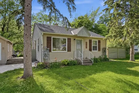 2020 7th Street SW Willmar MN 56201