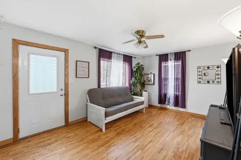 2020 7th Street SW Willmar MN 56201