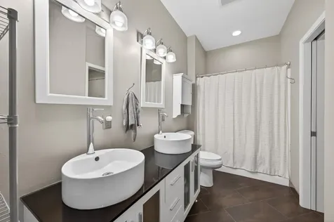 111 E Franklin Avenue Minneapolis MN 55404