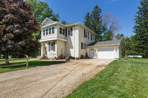 12304 720th Street Blooming Prairie MN 55917