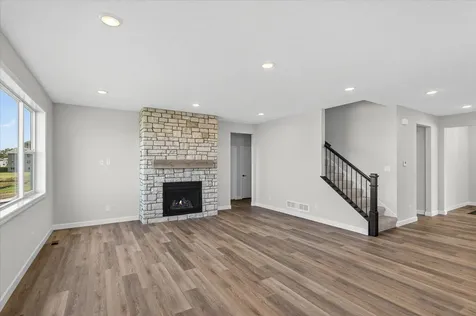 920 Kepler Avenue NE Hanover MN 55341