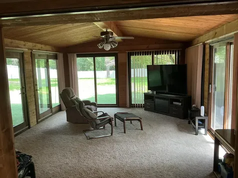5220 Quail Avenue N Crystal MN 55429