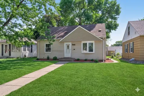 5232 Washburn Avenue N Minneapolis MN 55430