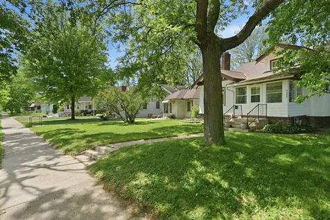 4220 Minnehaha Avenue Minneapolis MN 55406