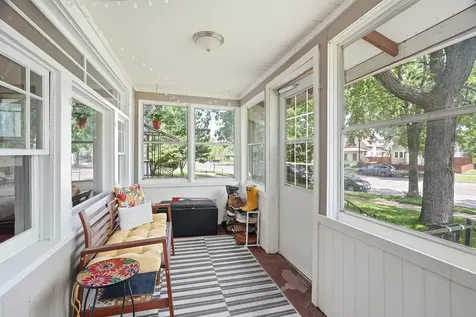 4220 Minnehaha Avenue Minneapolis MN 55406