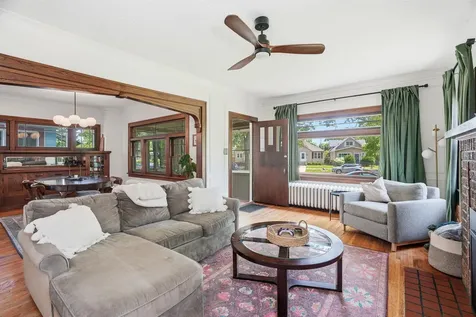4220 Minnehaha Avenue Minneapolis MN 55406