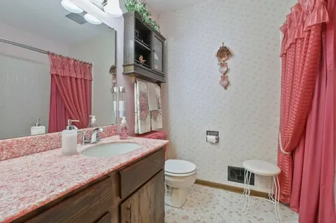 20010 Quentin Avenue Hastings MN 55033