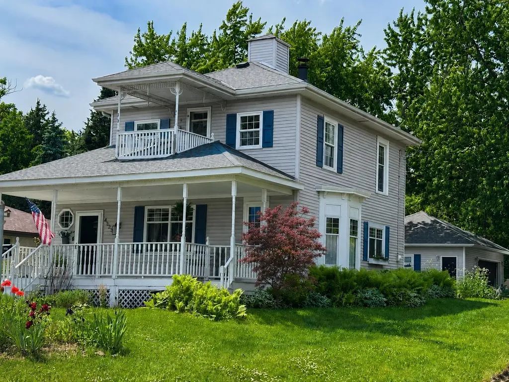4523 Lincoln Avenue White Bear Lake MN 55110