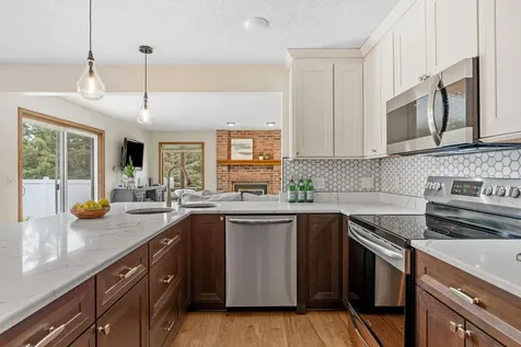 1257 Donegal Alcove Woodbury MN 55125