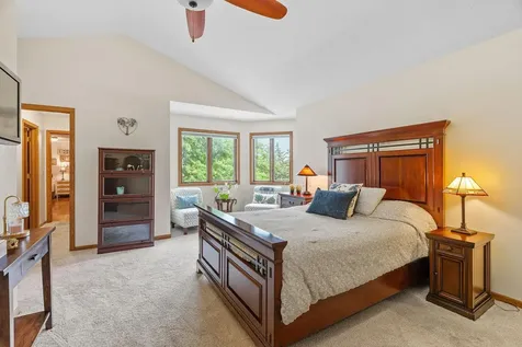 1257 Donegal Alcove Woodbury MN 55125