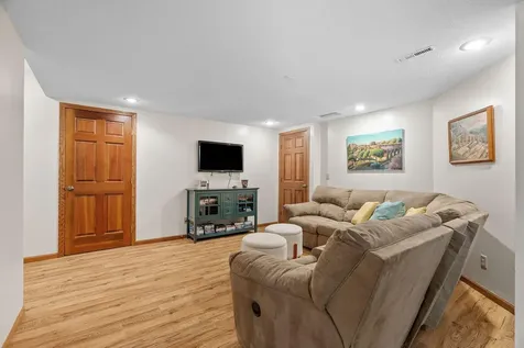 1257 Donegal Alcove Woodbury MN 55125