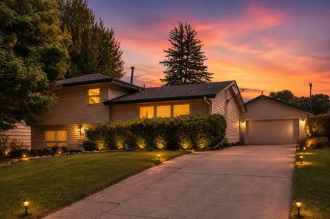 6751 Madison Street NE Fridley MN 55432