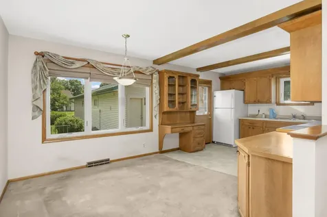 6751 Madison Street NE Fridley MN 55432