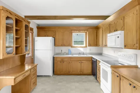 6751 Madison Street NE Fridley MN 55432
