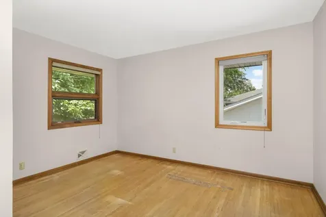 6751 Madison Street NE Fridley MN 55432