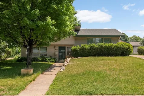 6751 Madison Street NE Fridley MN 55432