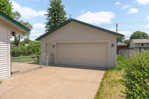 6751 Madison Street NE Fridley MN 55432