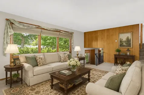 6751 Madison Street NE Fridley MN 55432