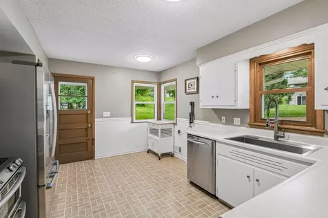 1353 Hillcrest Drive NE Fridley MN 55432