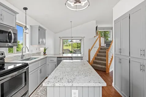 6218 152nd Street N Hugo MN 55038
