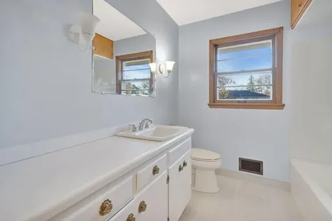 4418 65th Avenue N Brooklyn Center MN 55429