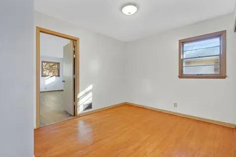 4418 65th Avenue N Brooklyn Center MN 55429