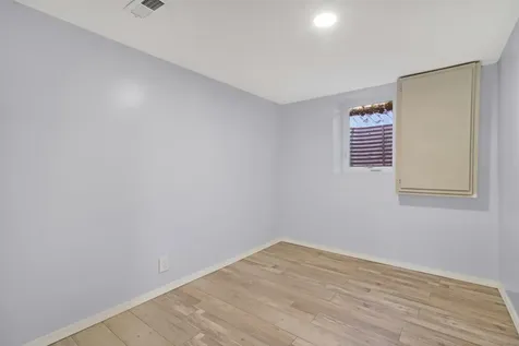 4418 65th Avenue N Brooklyn Center MN 55429