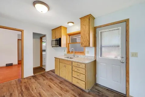 4418 65th Avenue N Brooklyn Center MN 55429
